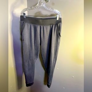 Under Armour Youth Sweatpants - Size Large